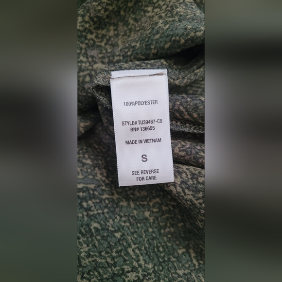 NWOT! West Kei Tie-Front Snakeskin Print Women's Relaxed Fit Blouse Size Small - Picture 6 of 7